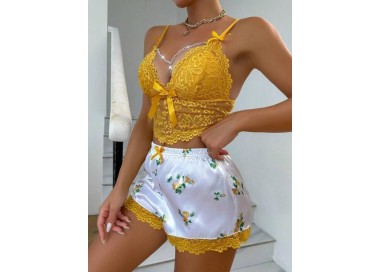 Ensemble de lingerie jaune